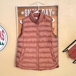 32 Degrees puffer vest Brown NEW without tag size Medium